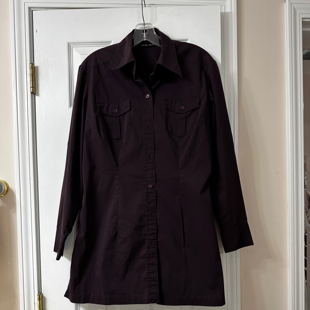 Large New York And Company long sleeved button up tunic
